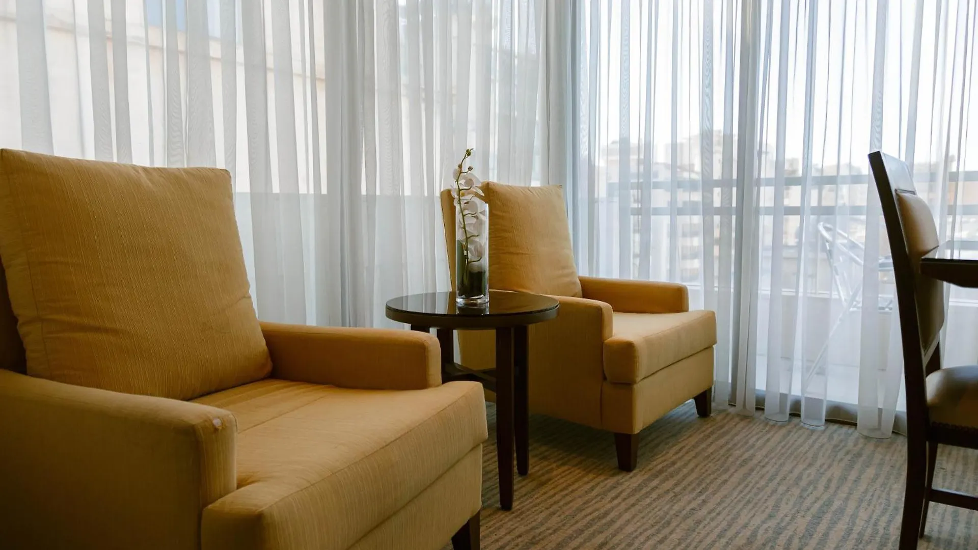 The Parisian Hotel Beyrut