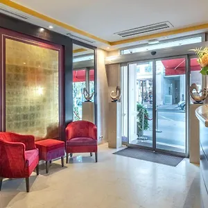 Courcelles Etoile Otel