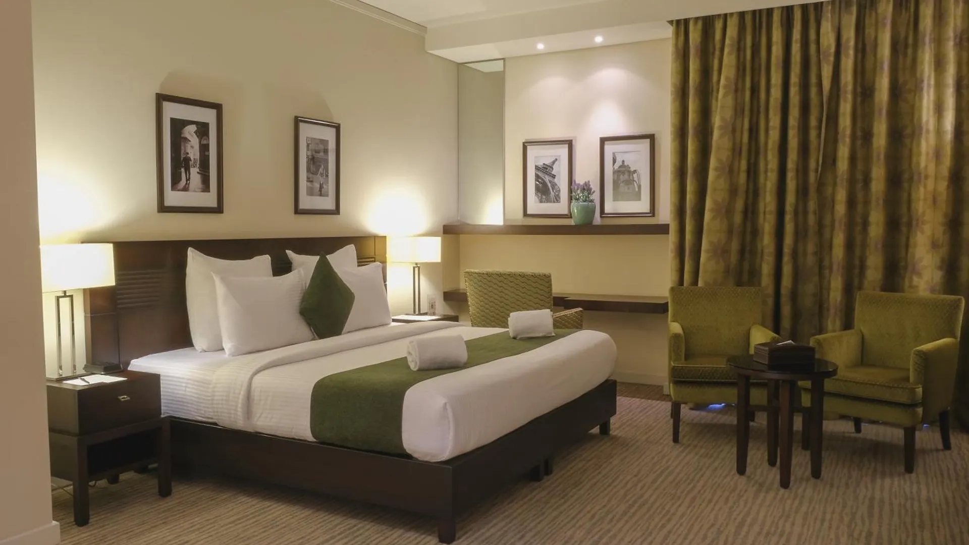 The Parisian Hotel Beirut 4*,